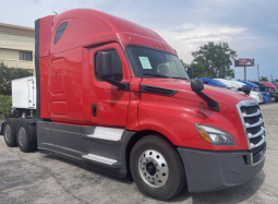 Used 2021 Freightliner Cascadia Sleeper in Willowbrook Illinois