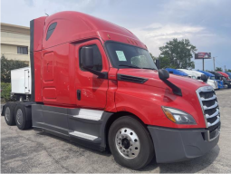 Used 2021 Freightliner Cascadia Sleeper in Willowbrook Illinois