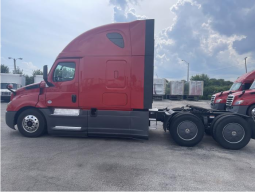 Used 2021 Freightliner Cascadia Sleeper in Willowbrook Illinois