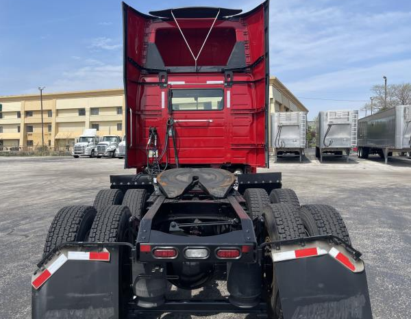 
								Used 2020 Volvo VNR64T300 Day Cab in Willowbrook Illinois full									