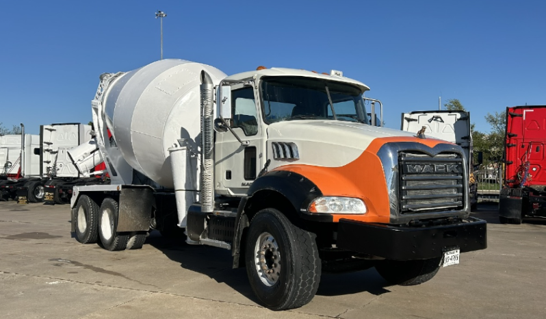 
								Used 2017 Mack GRANITE Concrete Mixer Construction Equipment in Houston Texas full									