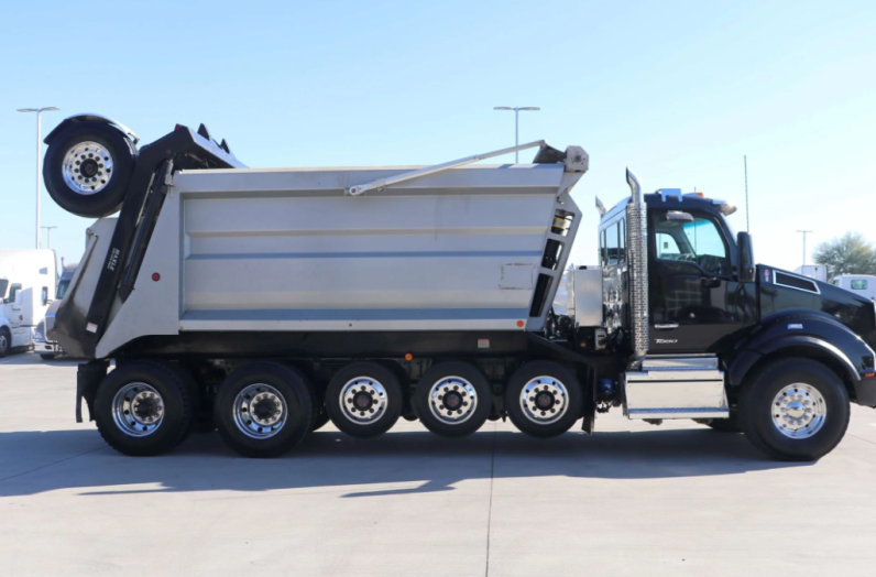 
								Used 2023 Kenworth T880 Dump Truck in Tolleson Arizona full									