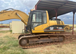 Used 2007 CATERPILLAR 318CL EXCAVATOR Construction Equipment in Newark New Jersey