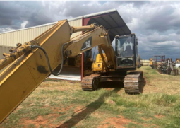 Used 2007 CATERPILLAR 318CL EXCAVATOR Construction Equipment in Newark New Jersey