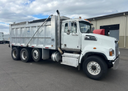 Used 2016 Western Star 4700 Dump Truck in Lakeland Florida