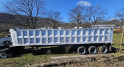 Used 1984 SUMMIT Others Trailers in Marriton Arkansas