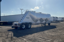 Used 2017 Mac Pneumatic Others Trailers in Converse Texas