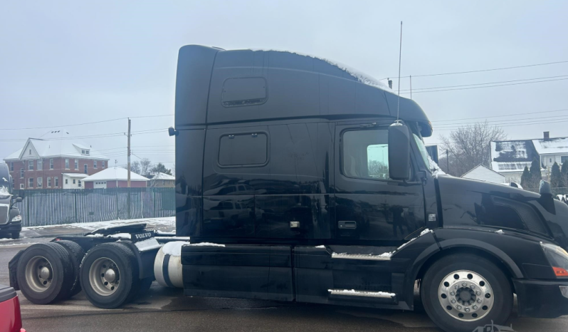 
								Used 2016 Volvo VNL64T780 Sleeper in Arcadia Wisconsin full									