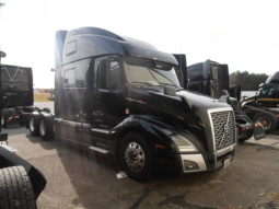 Used 2019 Volvo VNL64T860 Sleeper in Advance North Carolina