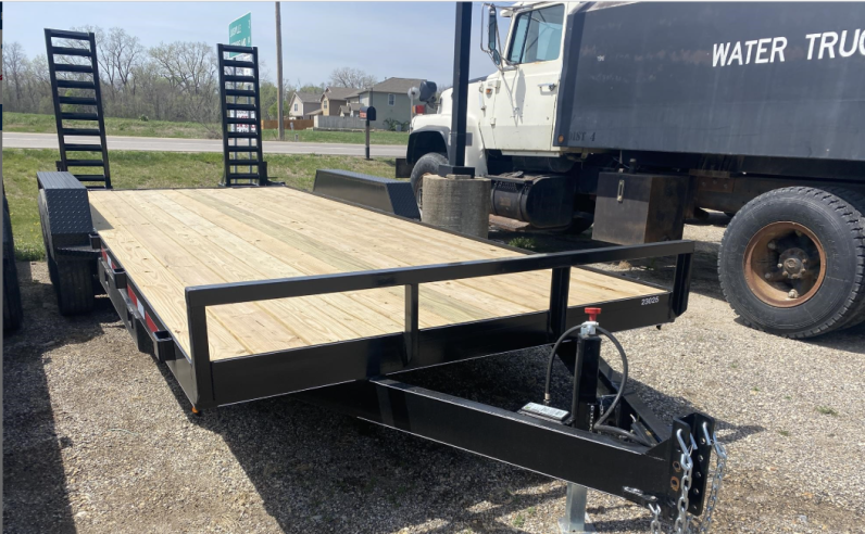 
								Used 2023 BOHNERT Others Trailers in Wamego Kansas full									