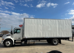 New 2025 Peterbilt 536 Box Truck in Greensboro North Carolina