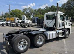 Used 2020 Mack ANTHEM Sleeper in Wrightsville Pennsylvania