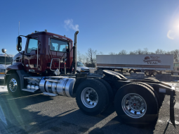 Used 2018 Mack CXU613 Day Cab in Ephrata Pennsylvania