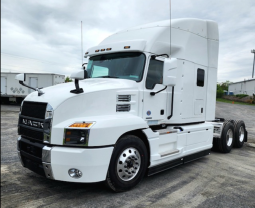 New 2025 Mack ANTHEM Sleeper in Reading Pennsylvania