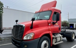 Used 2014 Freightliner CASCADIA 125DC Day Cab in Greensboro North Carolina