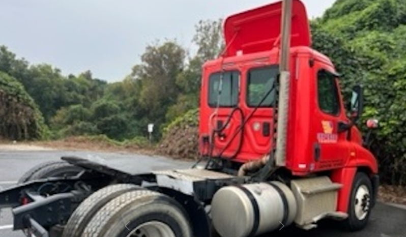 
								Used 2014 Freightliner CASCADIA 125DC Day Cab in Greensboro North Carolina full									