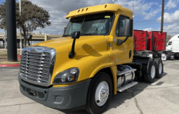 Used 2015 Freightliner Cascadia 125 Day Cab in Converse Texas
