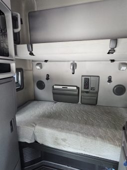 Used 2019 Volvo VNL 760 Sleeper in Orlando Florida