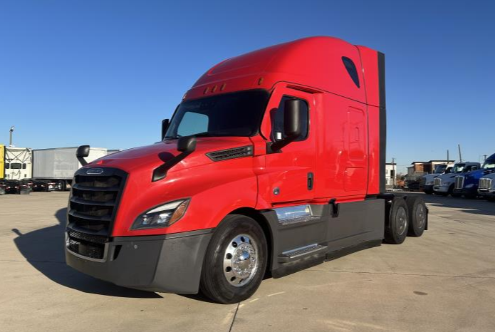 
								Used 2021 Freightliner Cascadia Sleeper in Irving Texas full									