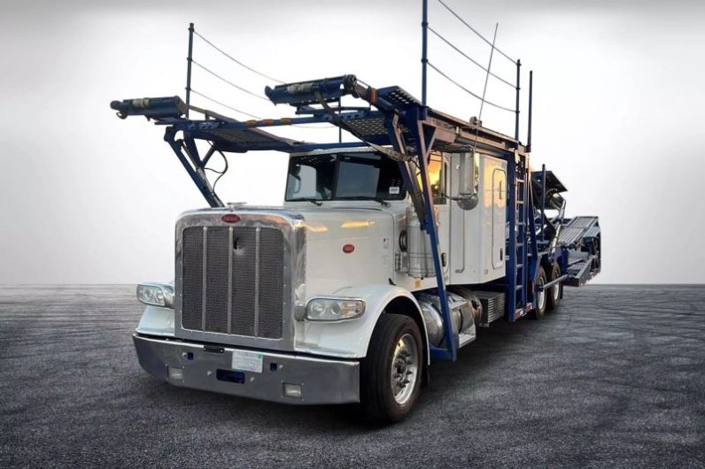 
								Used 2012 Peterbilt 388 Car Haulers in Miami Florida full									