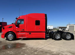 Used 2021 Peterbilt 579 Sleeper in Irving Texas