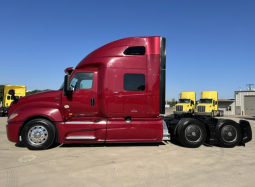 Used 2022 International LT625 Sleeper in Irving Texas