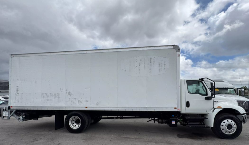 
								Used 2022 International MV607 Box Truck in Miami Florida full									