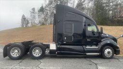 Used 2015 Kenworth T680 Sleeper in Arcadia Wisconsin