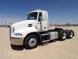 Used 2017 Mack PINNACLE CXU613 Day Cab in Midland Texas