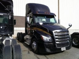 Used 2019 Freightliner CASCADIA 116 Day Cab in Arcadia Wisconsin