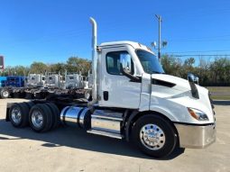 Used 2023 Freightliner CASCADIA 116 Day Cab in Longview Texas