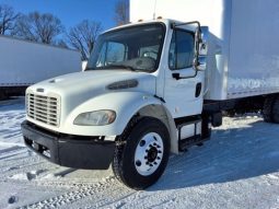 Used 2018 Freightliner BUSINESS CLASS M2 106 Box Truck in Fort Wayne Indiana