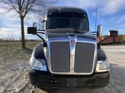 Used 2019 Kenworth T680 Day Cab in Arcadia Wisconsin