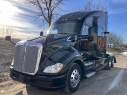 Used 2018 Kenworth T680 Sleeper in Arcadia Wisconsin