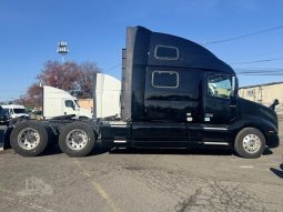 Used 2019 Volvo VNL64T860 Sleeper in Linden New Jersey