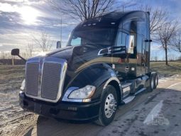 Used 2019 Kenworth T680 Day Cab in Arcadia Wisconsin