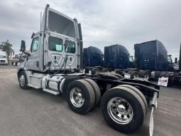 Used 2019 Freightliner Cascadia 126 Day Cab in Alamo Texas