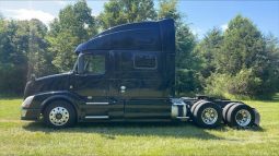 Used 2014 Volvo VNL64T780 Sleeper in Arcadia Wisconsin