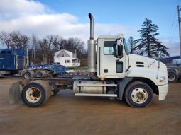 Used 2007 Mack VISION CXN612 Day Cab in Hillsboro Wisconsin