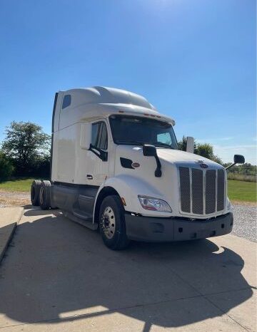 
								Used 2020 Peterbilt 579 Sleeper in San Antonio Texas full									