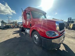 Used 2007 Freightliner COLUMBIA Sleeper in Tampa Florida