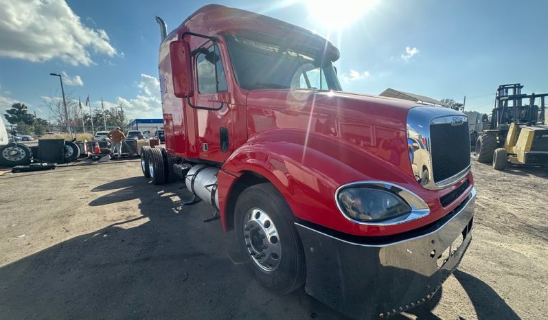 
								Used 2007 Freightliner COLUMBIA Sleeper in Tampa Florida full									