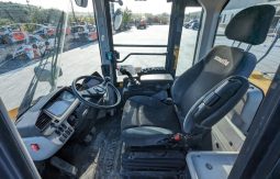 Used 2019 KOMATSU WA380-8 Construction Equipment in San Antonio Texas