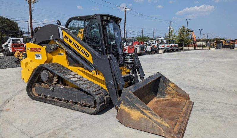 
								Used 2022 NEW HOLLAND C362 Construction Equipment in San Antonio Texas full									