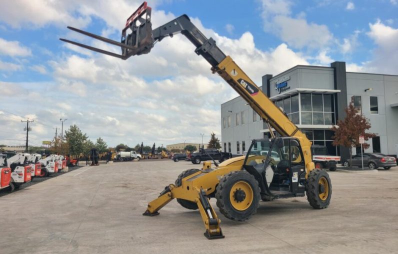 
								Used 2018 CATERPILLAR TL943D Construction Equipment in San Antonio Texas full									