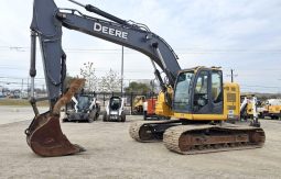 Used 2020 JOHN DEERE 245GLC Construction Equipment in San Antonio Texas