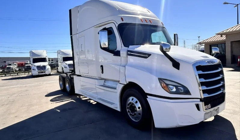 
								Used 2020 Freightliner Cascadia Sleeper in Houston Texas full									