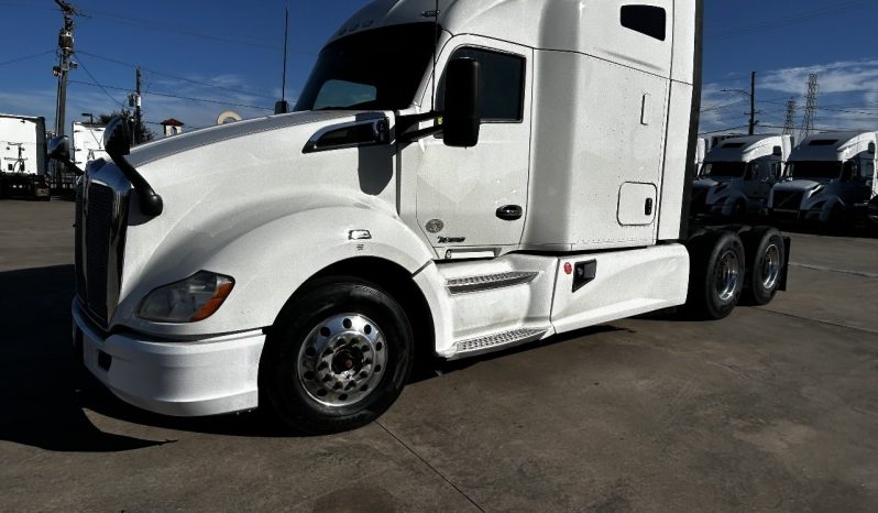 
								Used 2020 Kenworth T680 Sleeper in Houston Texas full									