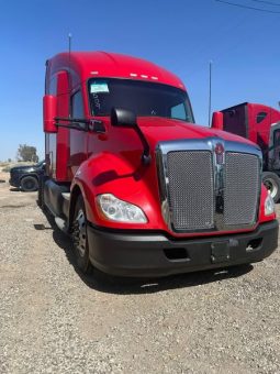 Used 2020 Kenworth T680 Sleeper in El centro California