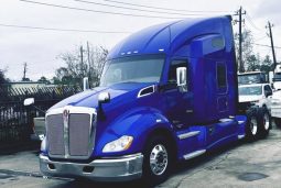 Used 2019 Kenworth T680 Sleeper in El centro California